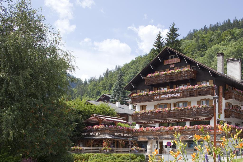 Hotel La Montagne La Clusaz Exterior photo